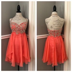 NEW SHERRI HILL SZ 12 CORAL JEWELED CHIFFON HALTER FORMAL DRESS